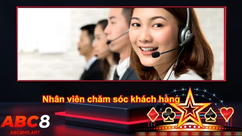 Bộ phận chăm sóc khách hàng cần có kỹ năng giao tiếp tốt và khả năng giải quyết tình huống